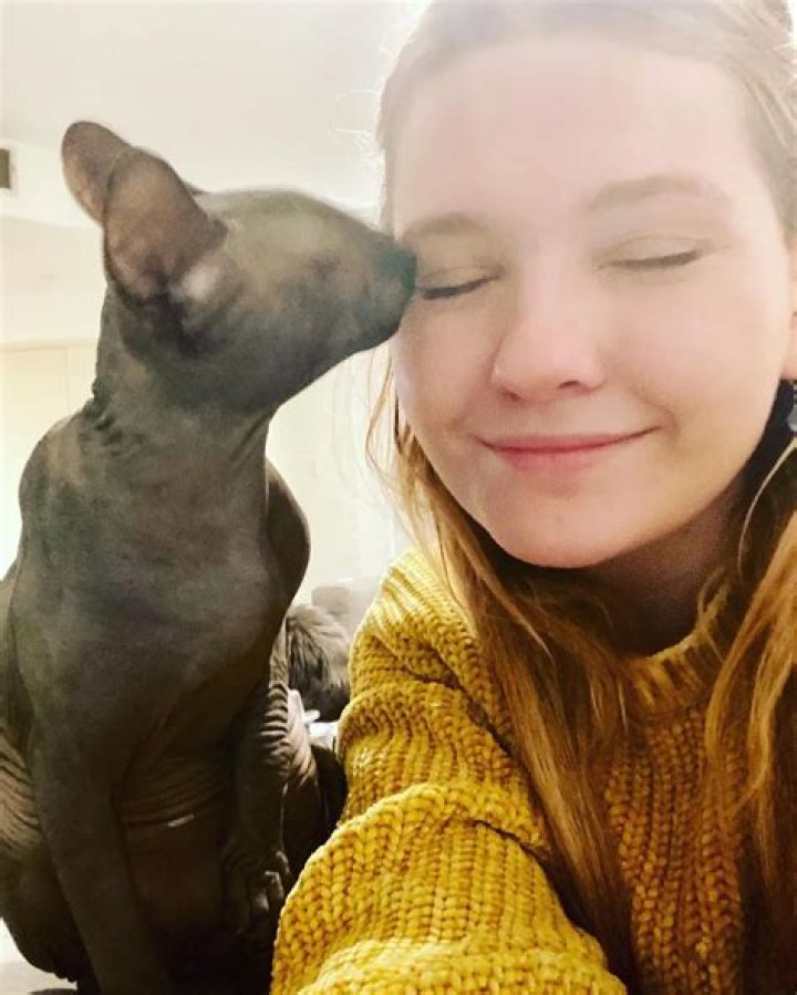 Abigail Breslin Pets - Celebrity Pets