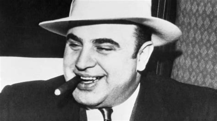 Al Capone - Trivia, Family, Bio