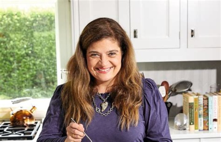 Alex Guarnaschelli Net Worth - Wiki, Age, Weight and Height, Relationships, Family, and More