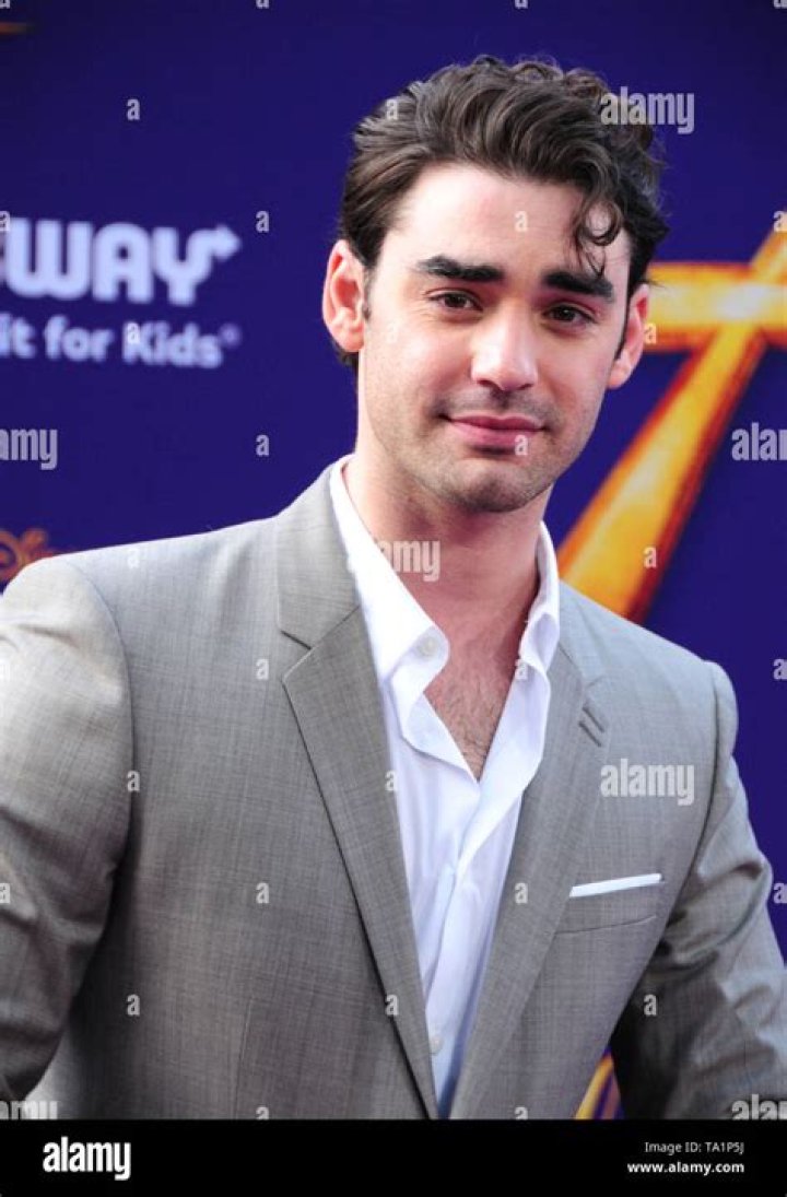 Alex Rich Hyde Height, Weight, Net Worth, Age, Birthday, Wikipedia, Who, Instagram, Biography