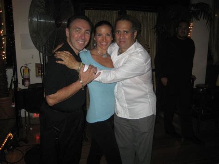 Alfredo de la Fe - Age, Family, Bio