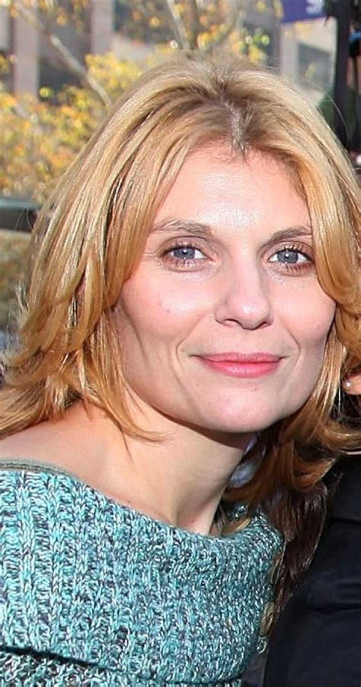 Alison Bartlett - Age, Family, Bio