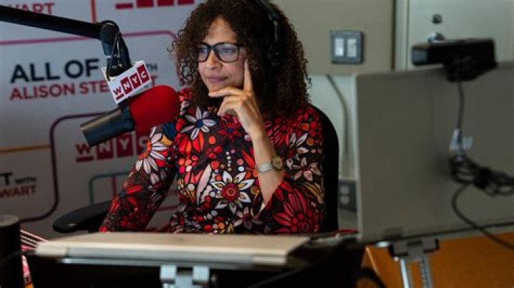 Know about the journalist Alison Stewart's Husband, Parents, Net Worth, Children, Career, and Age.