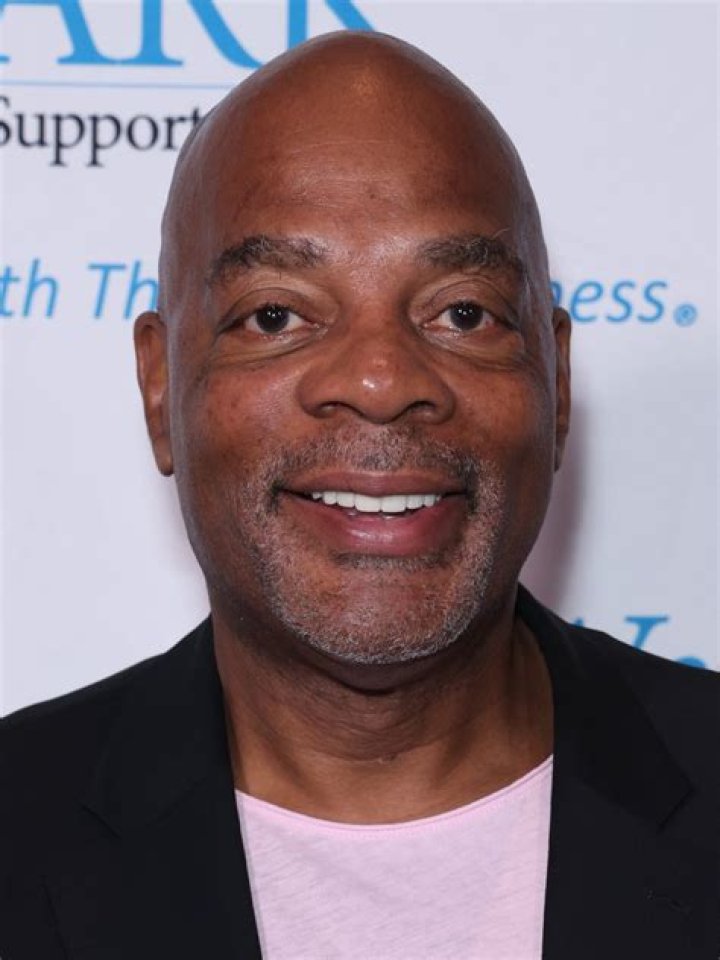 Alonzo Bodden Net Worth - Wiki, Age, Weight and Height, Relationships, Family, and More