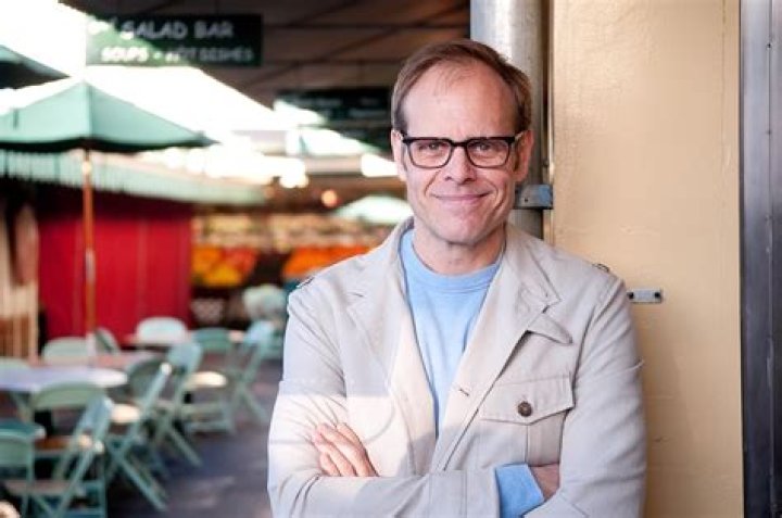 Alton Brown Bio (Wiki) 