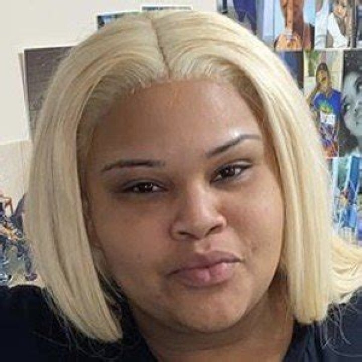 Alyssa Carswell - Age, Family, Bio