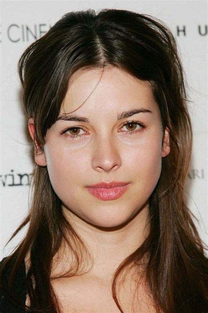 Amelia Warner Bio (Wiki) 