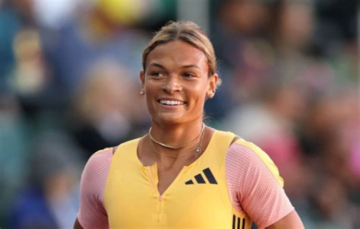 Anna Hall - Age, Family, Bio