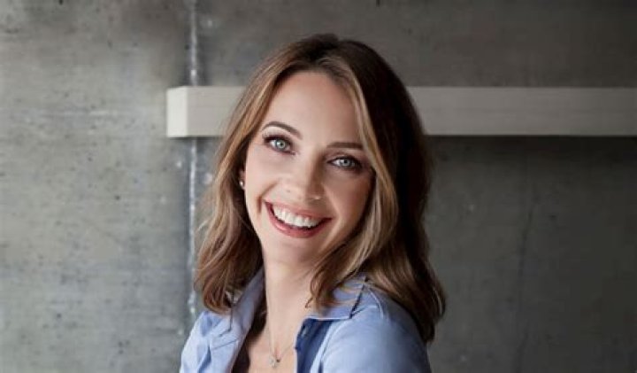 Anna Robertson - Trivia, Family, Bio