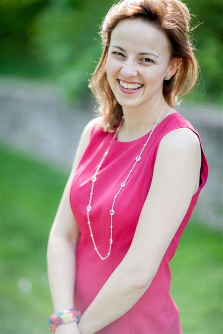 Anne Snyder, a writer is married to David Brooks, a conservative political and cultural commentator.