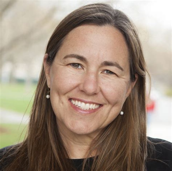 Annie Leonard Net Worth - Wiki, Age, Weight and Height, Relationships, Family, and More