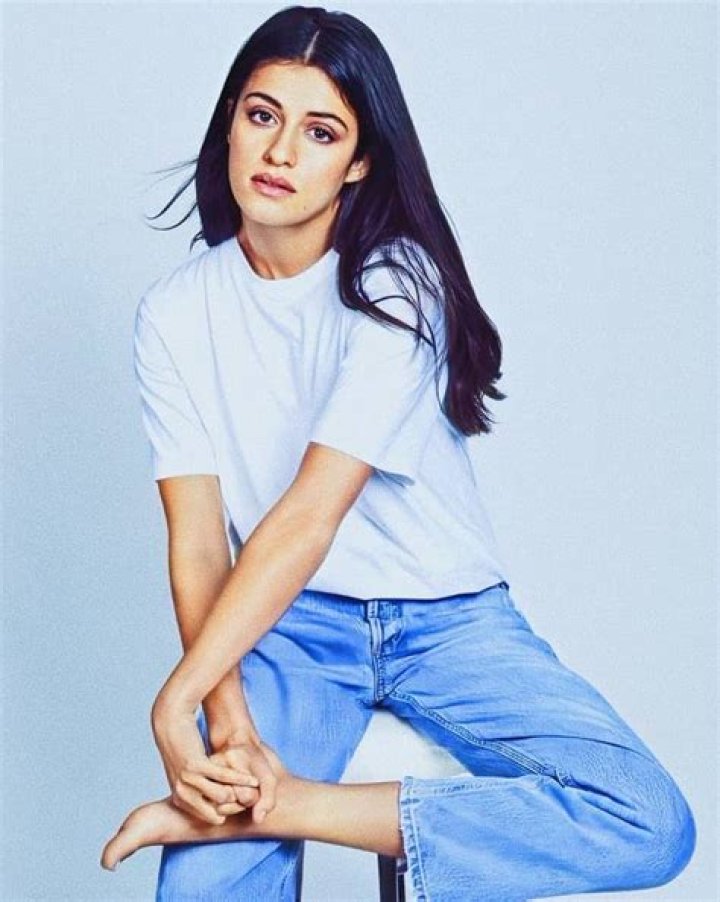 Anya Chalotra Net Worth Reveal