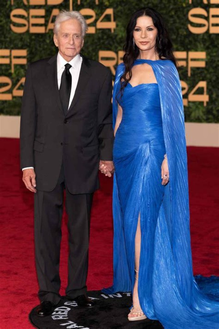 Are Catherine Zeta-Jones & Michael Douglas set to announce their divorce?