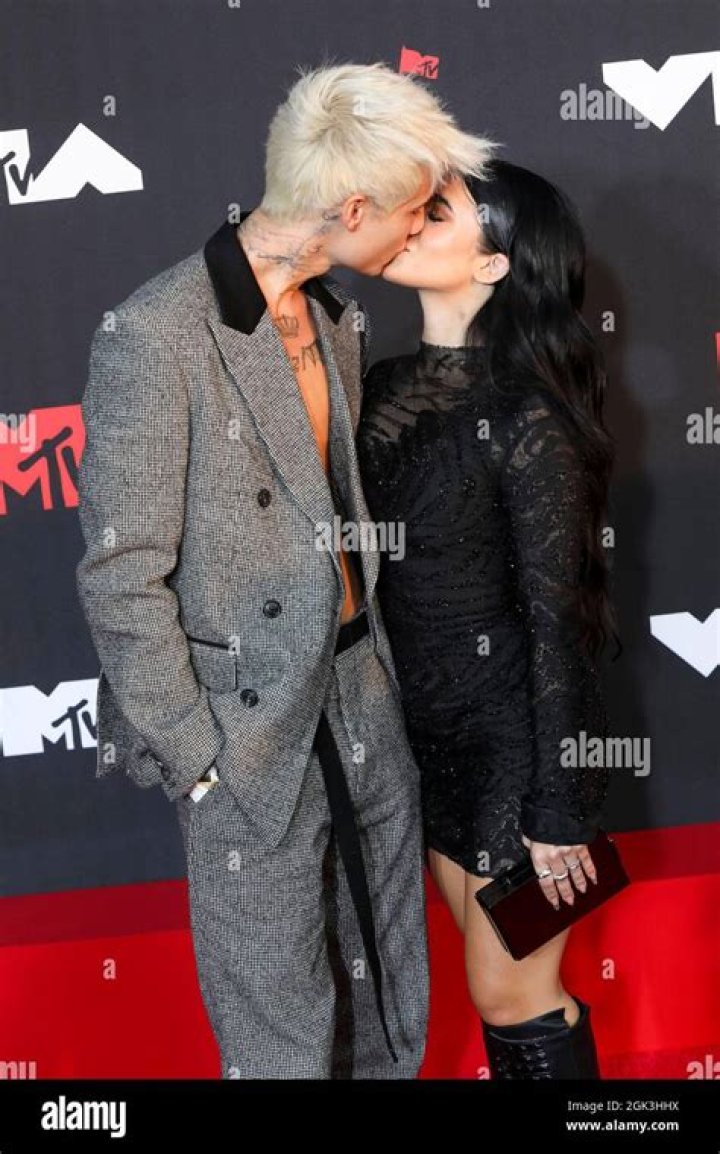 Are Nessa Barrett and Jaden Hossler Dating?