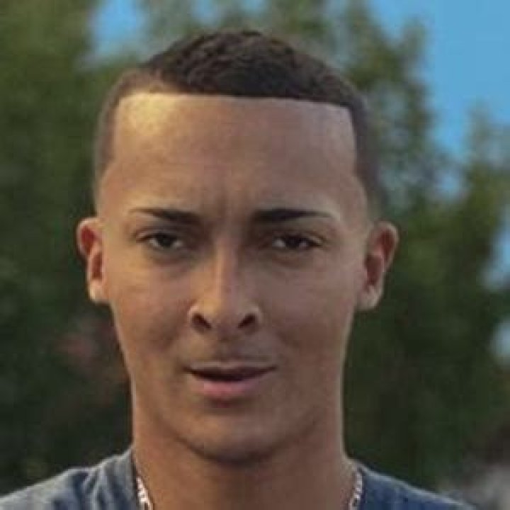 Ashton Chavis - Age, Family, Bio