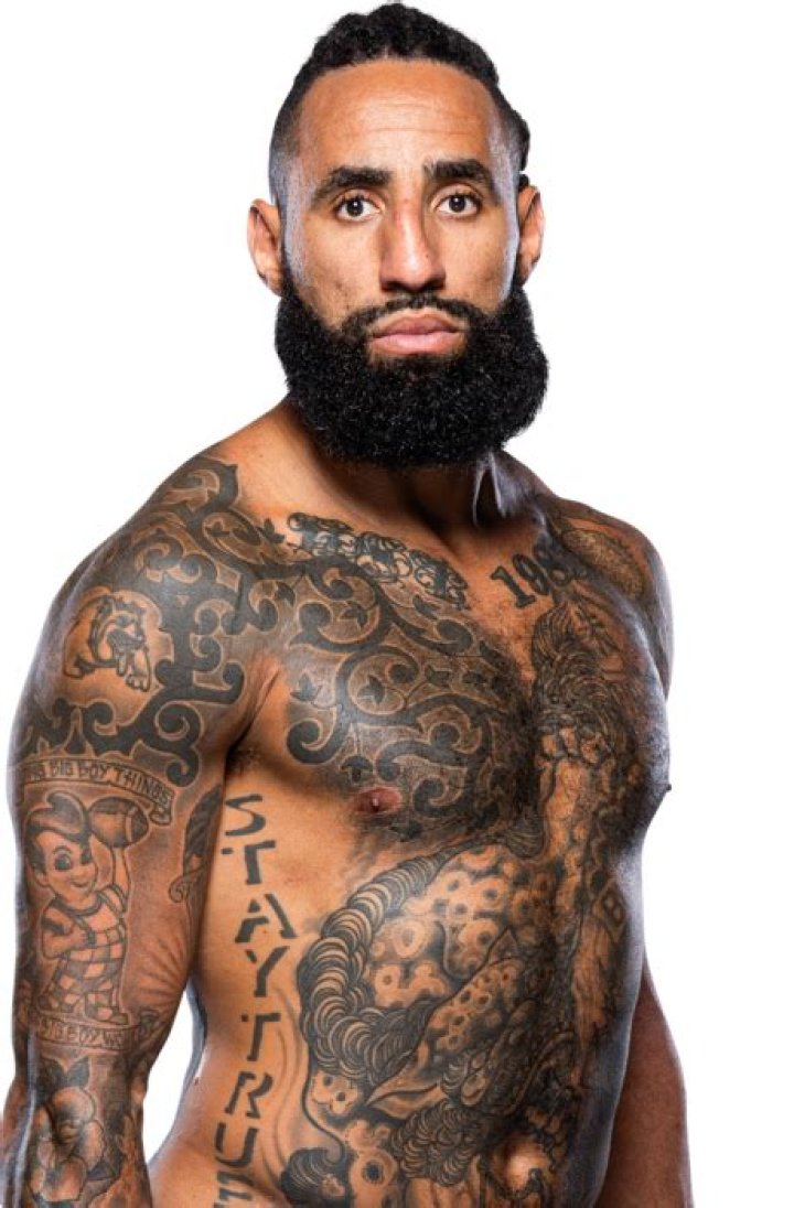 Austen Lane - Age, Family, Bio