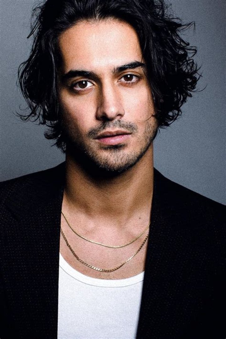 Avan Jogia Bio (Wiki) 