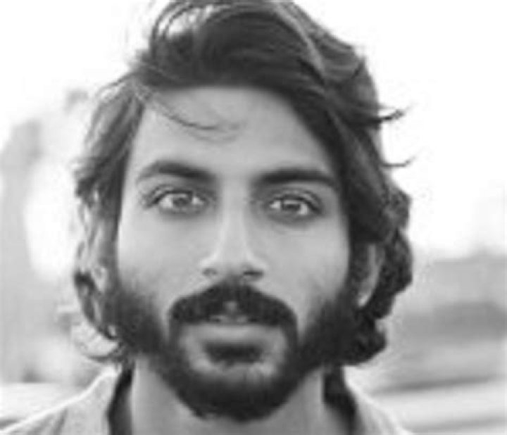 Avi Nash Wife: Is He Married To His Girlfriend? Relationship Timeline