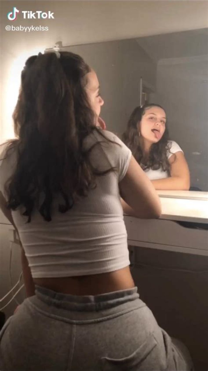 babyykelss - Trivia, Family, Bio