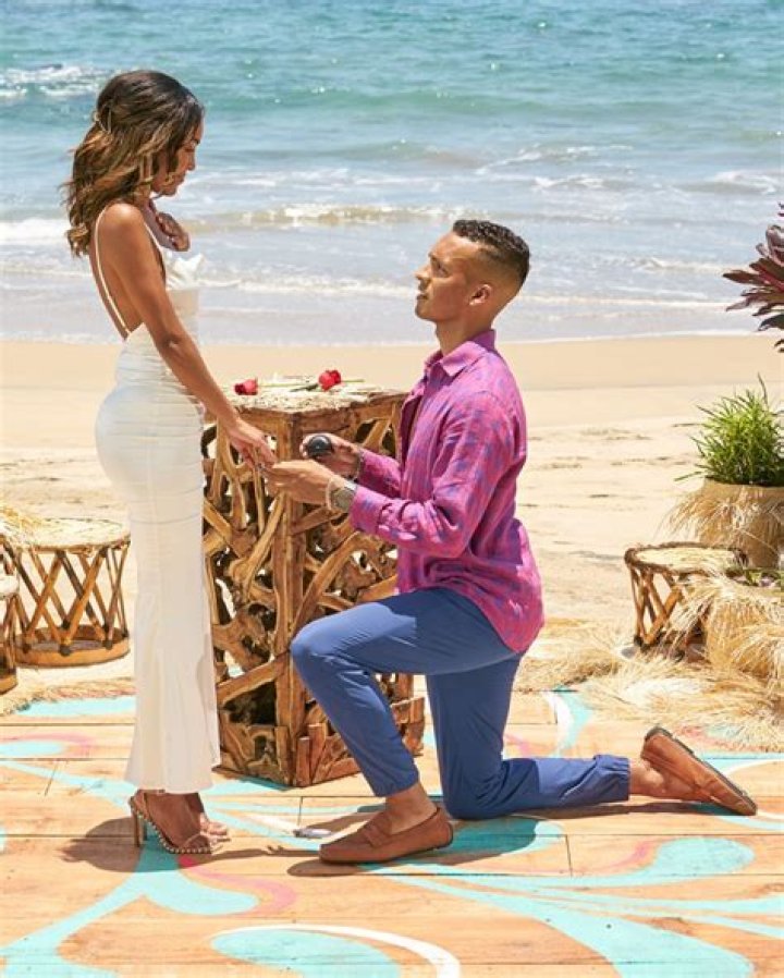 'Bachelor in Paradise' Star Exposed for Having Boyfriend at Home
