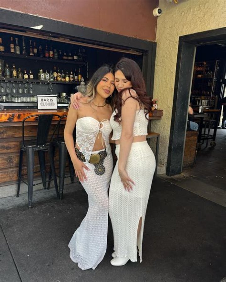 Baeeeeelyn - Age, Family, Bio