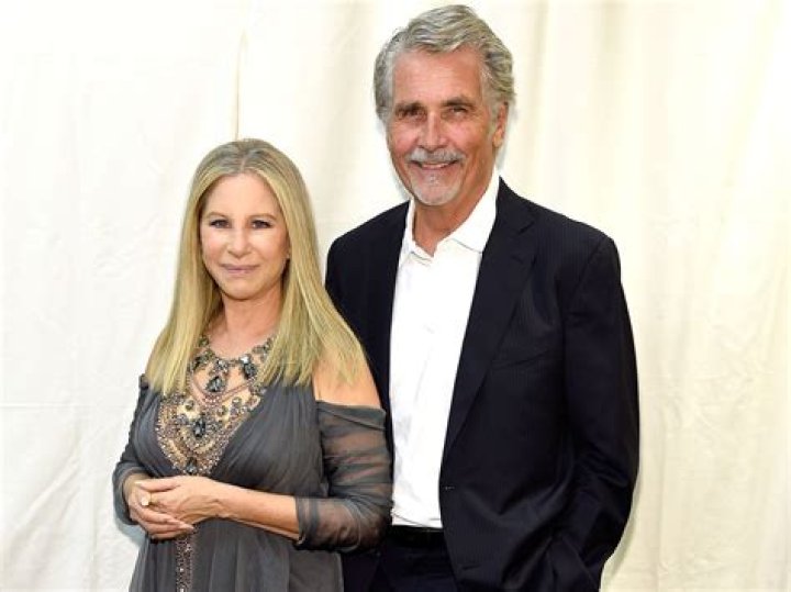 Barbra Streisand gets some plastic surgery