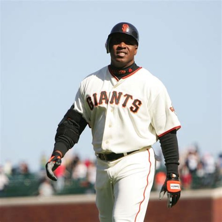 Barry Bonds Net Worth 2022 As One Of The Richest Baseball Players