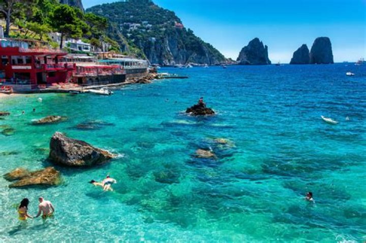 12 Best Beaches In & Near Naples, Italy