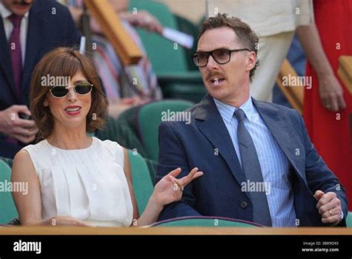 Benedict Cumberbatch brought Sophie & his dad to Wimbledon: lovely or tired?