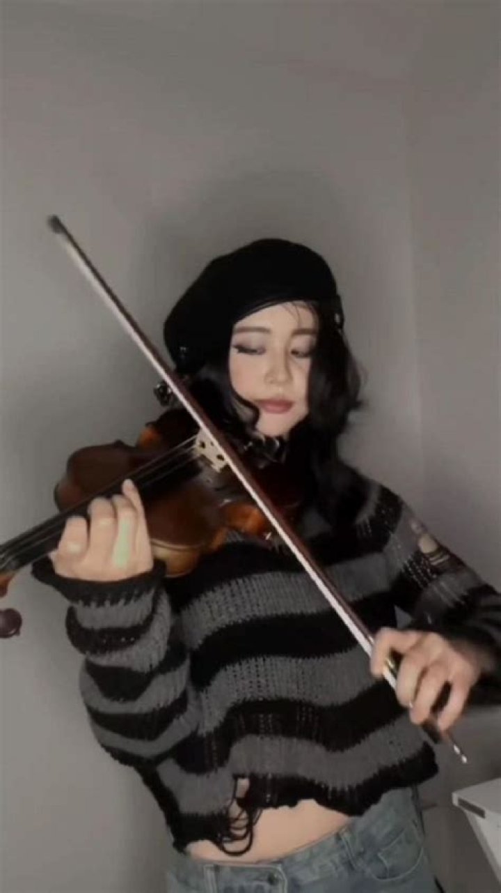 Iris Biidan - Trivia, Family, Bio