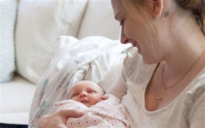 The American Famous Child, Billie Breckenridge Hooper is the Daughter of American Actress, Alexandra Breckenridge and her Three Years of Husband, Casey Hooper