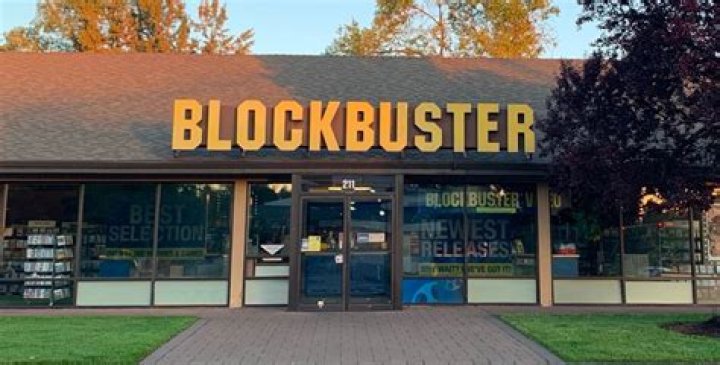Are there any Blockbuster stores still open? (Where is the last Blockbuster?)