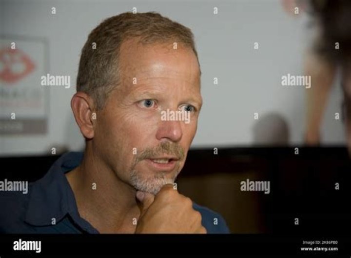 Bob Stapleton Net Worth - Wiki, Age, Weight and Height, Relationships, Family, and More