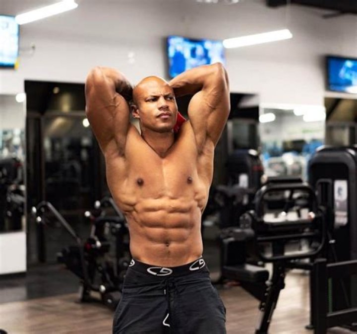 Brandon Carter (Football Player) - Age, Family, Bio