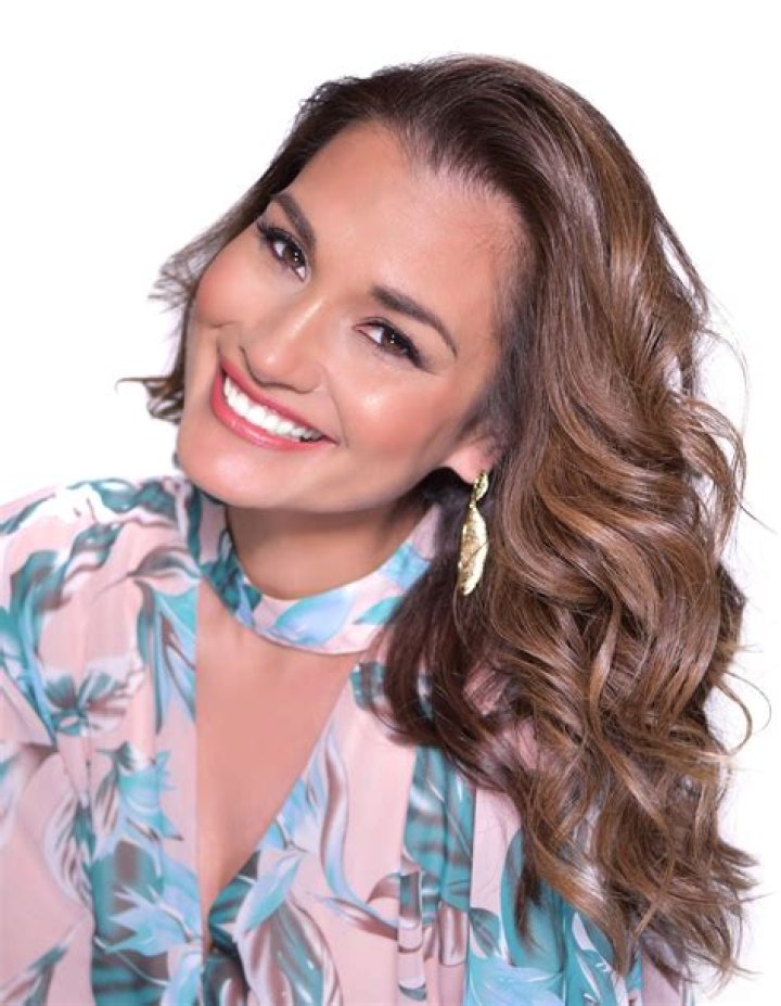 Brook Lee - Age, Family, Bio