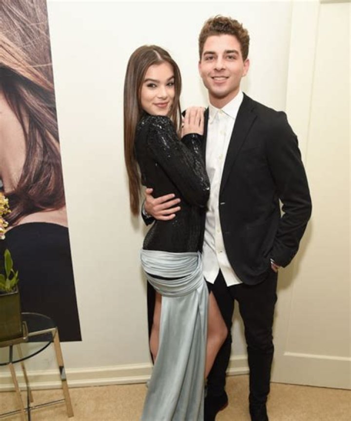 Cameron Smoller - Age, Family, Bio