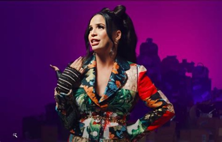 Camila Guiribitey - Age, Family, Bio