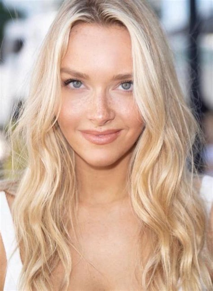 Camille Kostek Bio (Wiki) 