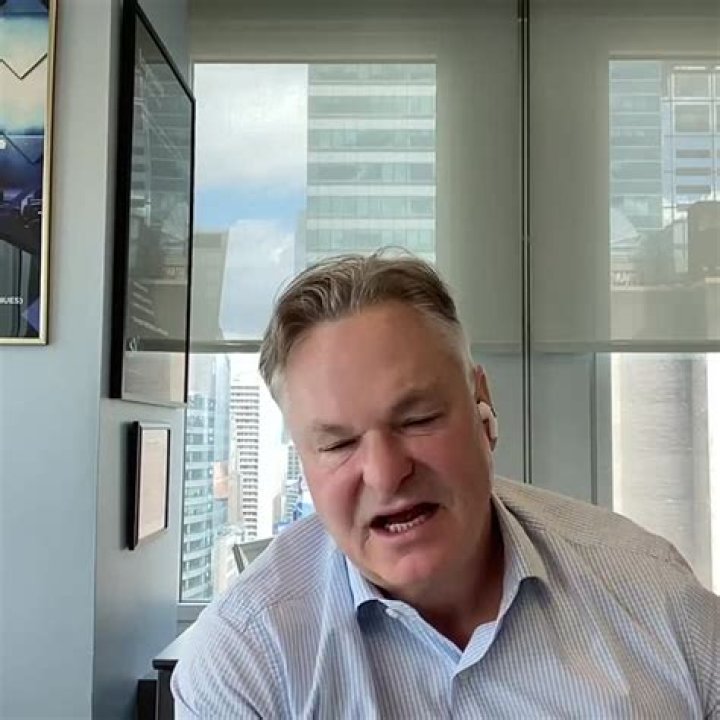 Carol Anne Riddell Age, Bio, Net Worth, Husband, Kids