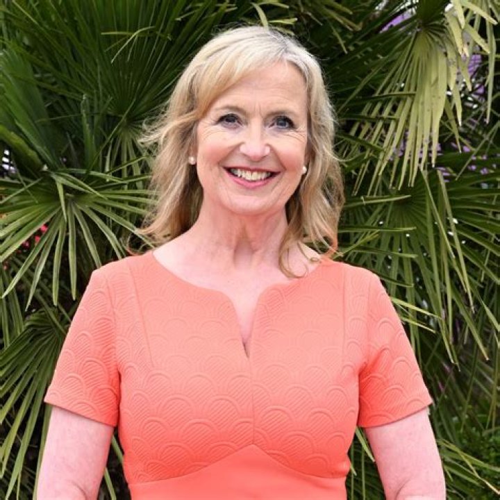 Carol Kirkwood Bio, Boyfriend, Marriage, Husband, Salary, Net worth