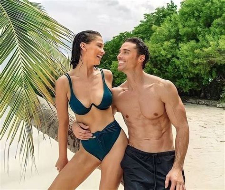 Carolina Miranda Boyfriend – Is She Dating In 2023? Dating History And Net Worth