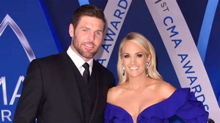 
Carrie Underwood, Mike Fisher Spend Fun-Filled Day at Houston’s NASA Space Center with Their 2 Sons 