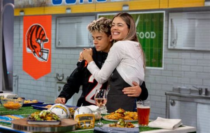 Carson Daly & girlfriend welcome baby ‘Jackson James’