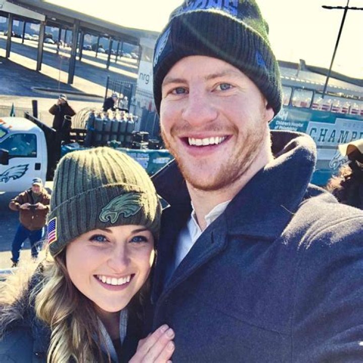 Carson Wentz Wiki, Height, Age, Wife, Biography, Net Worth