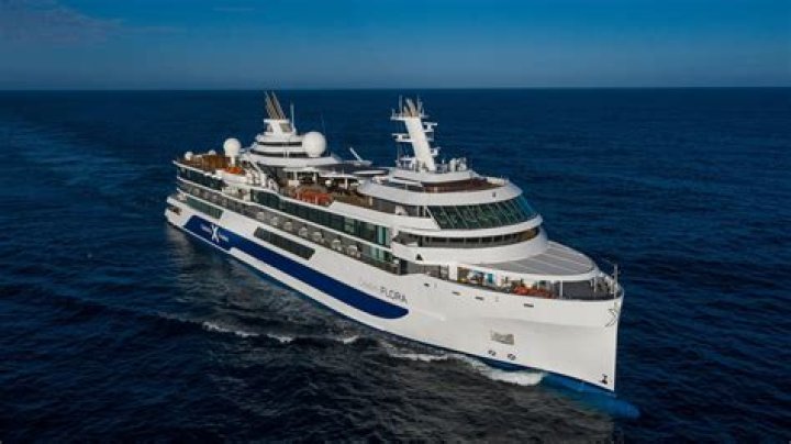 Celebrity Flora: Deck Plan & Amenities