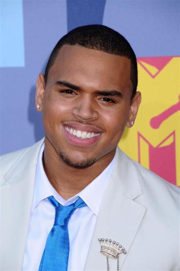 Chris Brown (Veterinarian) - Age, Family, Bio