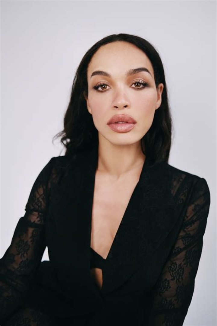 Cleopatra Coleman - Age, Family, Bio