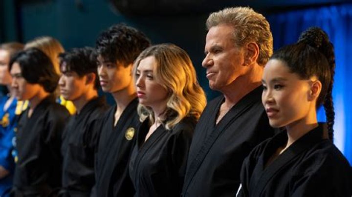 What happens to Yasmine in Cobra Kai season 3?