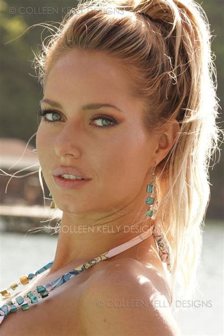 Colleen Kelly - Age, Family, Bio