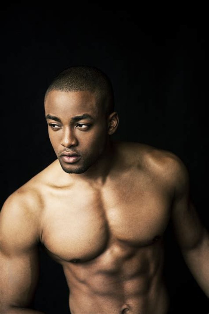 Collins Pennie - Age, Family, Bio